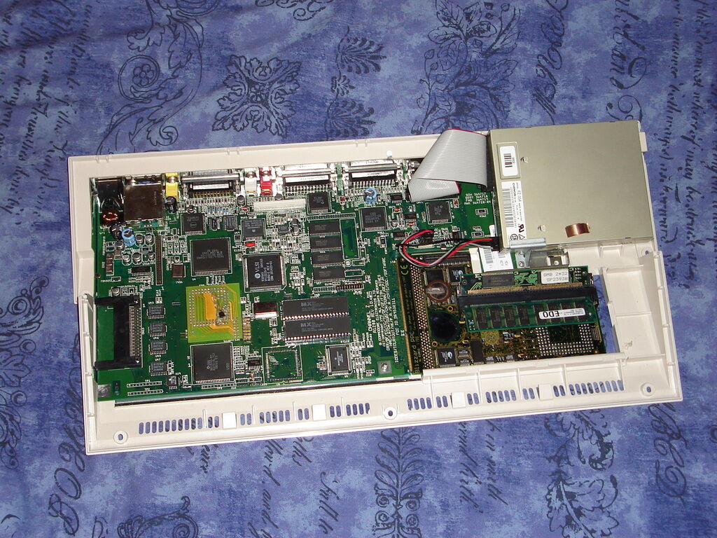 その他 Commodore Amiga A 1200 IMG_1943.jpg